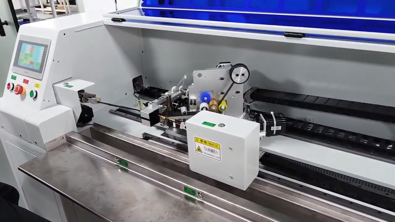 短尺ワイヤー用自動接着テープ巻き機 - 精密な短尺巻き付けを実現