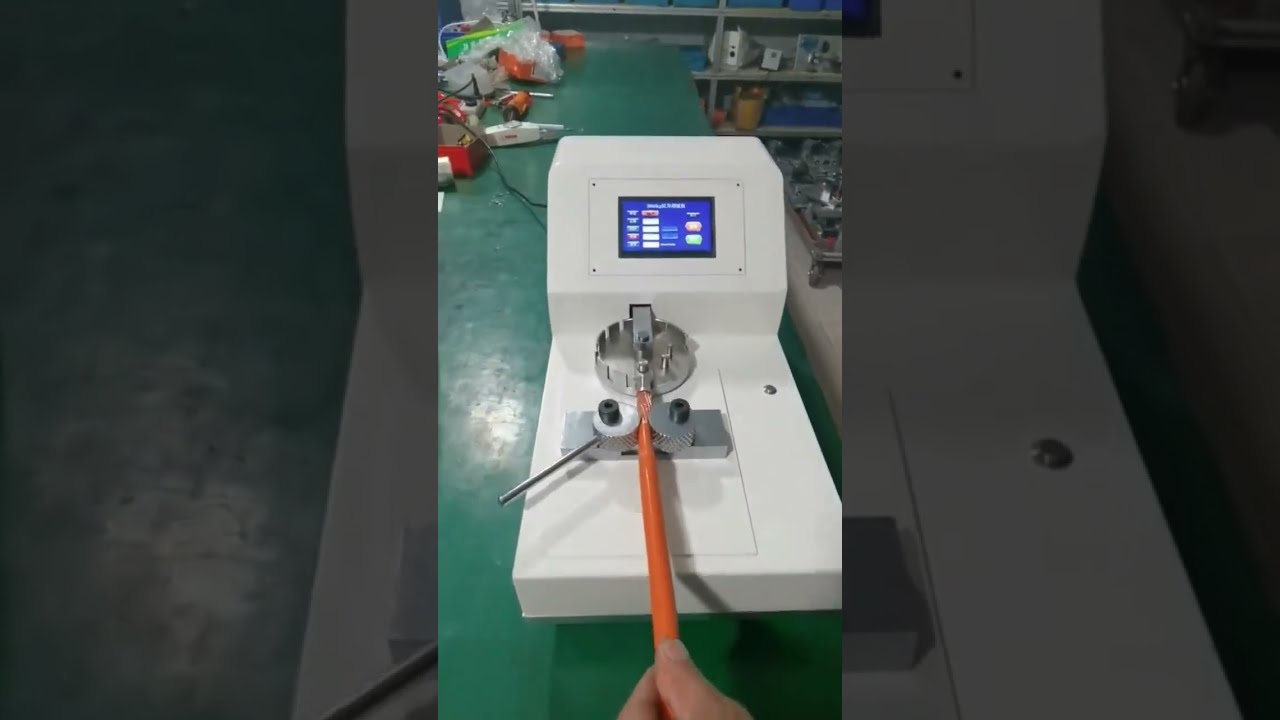 引張試験中！50kg/100kg/300kg対応のプルテスター、全機種揃ってます #工場 #工具