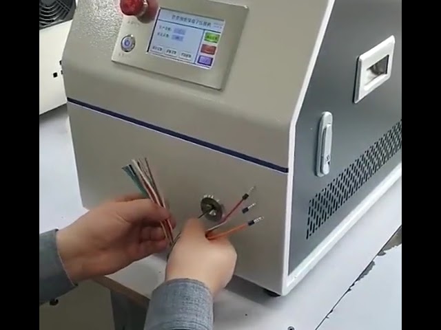 自動絶縁チューブ端子ストリッピング＆圧着機 0.5～4.0mm²対応 角型クランプ