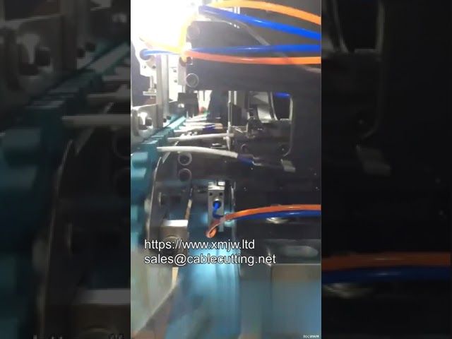 高速・高精度！自動トウピンプラグ端子圧着機 | ワイヤーハーネス加工用