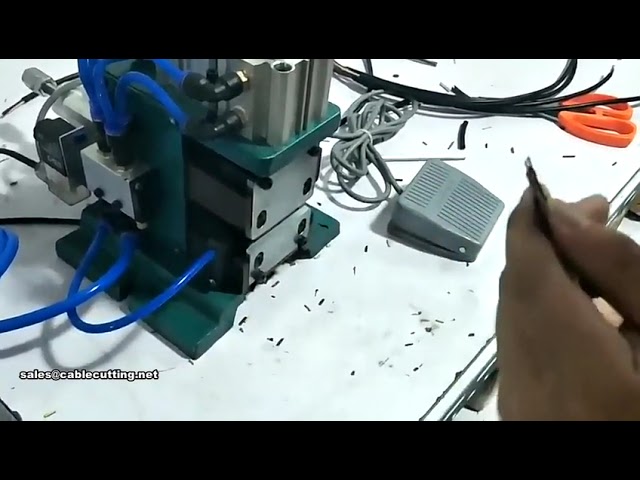 3F-01 25mm 空気式マルチコア電線被覆剥離・撚り機 | 高効率自動ケーブル加工