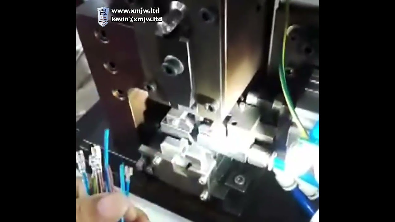 半自動ストレート金型剥離端子圧着機 | 多芯線ワイヤー剥離・圧着機