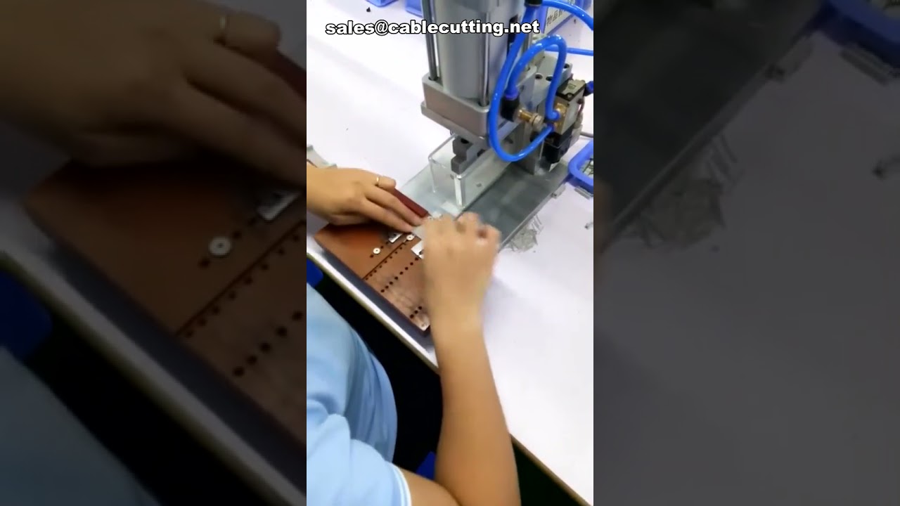 空気圧式端子圧着機｜半自動IDCフラットリボンケーブル加工機