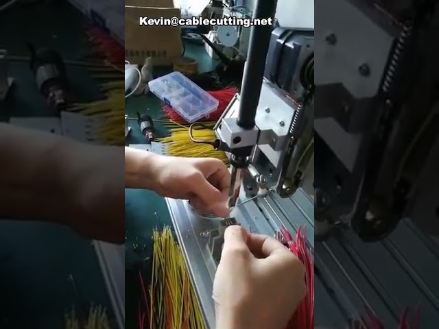 PCB基板用半自動ケーブルヘッドはんだ付け機 フットペダル式 小型高出力