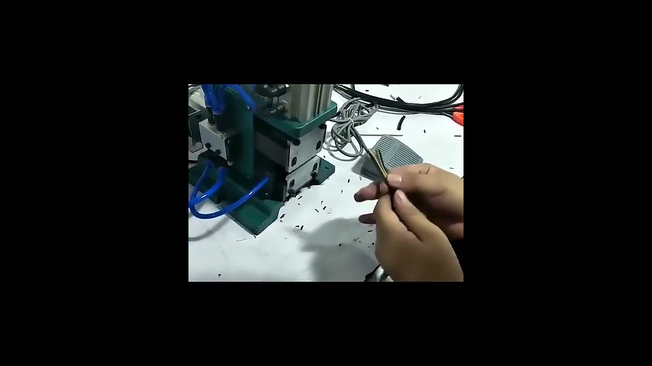 3FN 空気圧式手動多芯線剥離・撚り機 220V | 産業用ワイヤー加工機