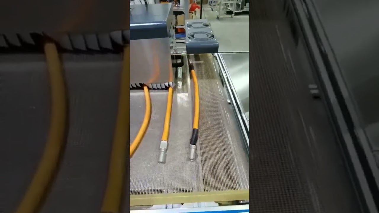 赤外線加熱式ワイヤハーネス用熱収縮チューブ収縮機 | 電子ワイヤハーネス局部収縮装置