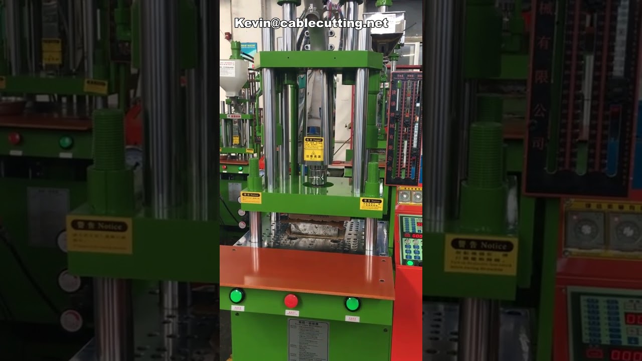 高精度プラスチック玩具射出成形機｜自動化生産で品質向上